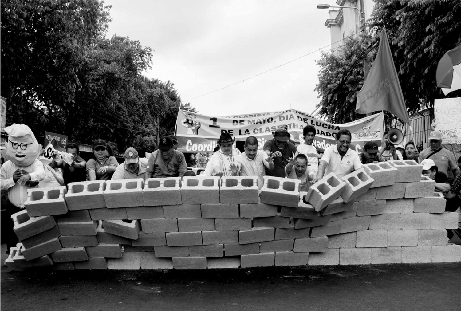 Screening: Borders of Freedom